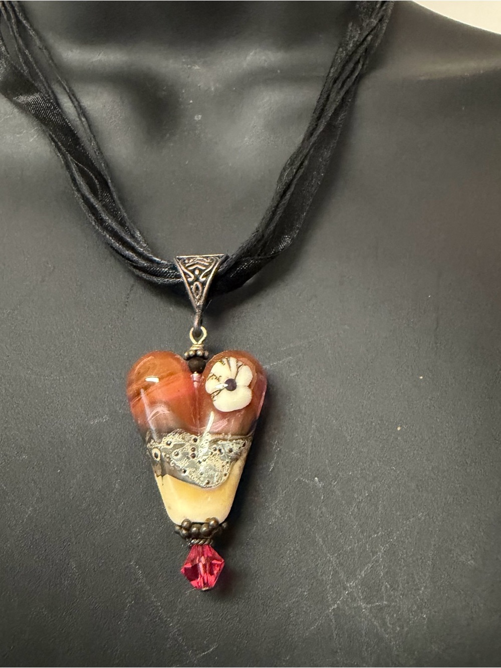 Glass Heart Floral Pendant Necklace